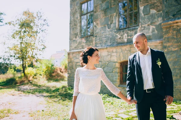  Yeni evliler eski kale tarafından