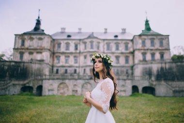 Gelin eski kale tarafından