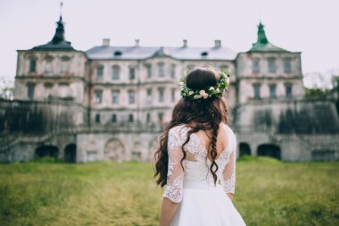 Gelin eski kale tarafından