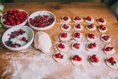 Berry köfte hazırlanması 