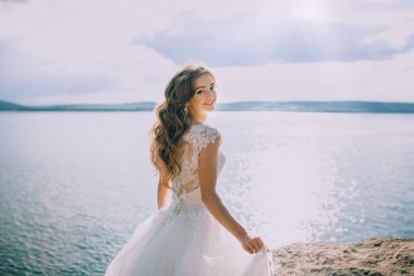 güzel bir gelin düğün yürüyüş