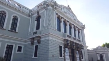 edificios de la universidad de guadalajara en Mexico