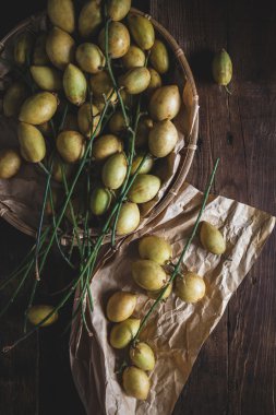 Baccaurea ramiflora meyve