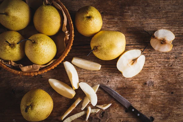 Yellow Pears group — Stock Photo, Image