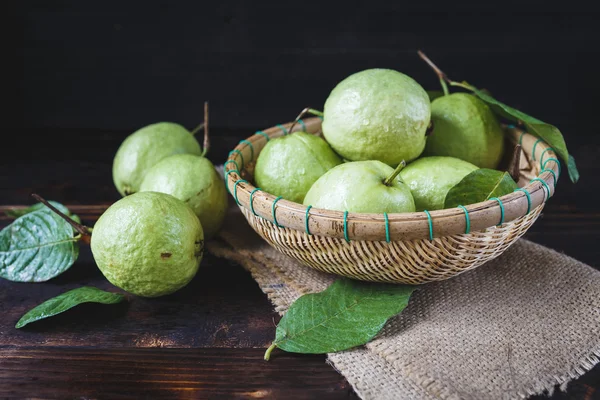 Yeşil Vietnam Guavas — Stok fotoğraf