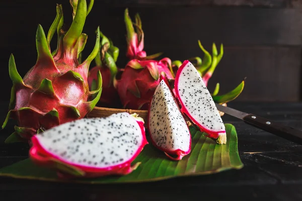 Dragonfruits з В'єтнаму — стокове фото