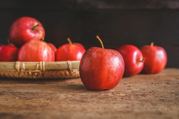 Verse, rode appels — Stockfoto