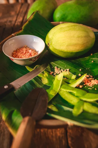 Fresh, Green Mangoes — Stok Foto