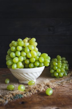 taze yeşil üzüm 