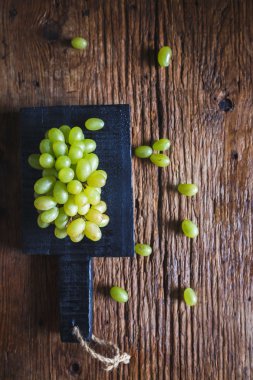 taze yeşil üzüm 