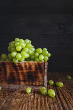 taze yeşil üzüm 