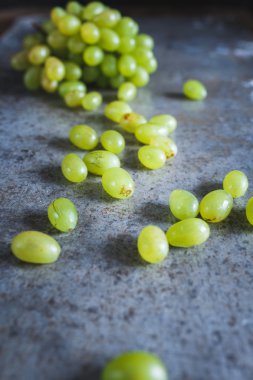 taze yeşil üzüm 