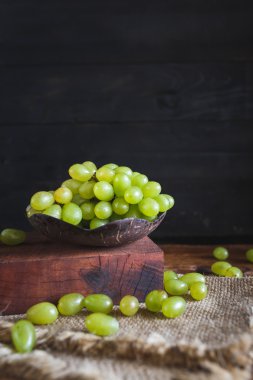 taze yeşil üzüm 