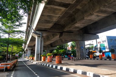 Makassar, Endonezya, 27 Aralık 2025, Andi Pettarani Caddesi, Makassar, çok katlı.