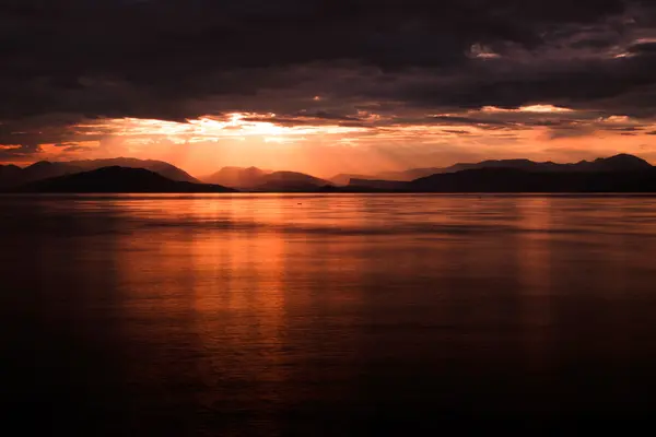 Güneşin doğuşunu Albany üzerinde