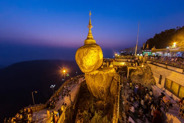 Pagoda Kyaikhtiyo (Golden Rock), Myanmar . —  Fotos de Stock