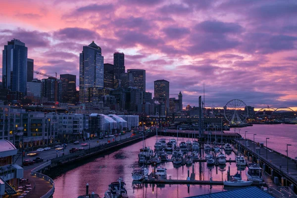 시애틀 새벽과 벨 항구 — 스톡 사진