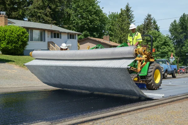 Konut sokak asfaltlanması