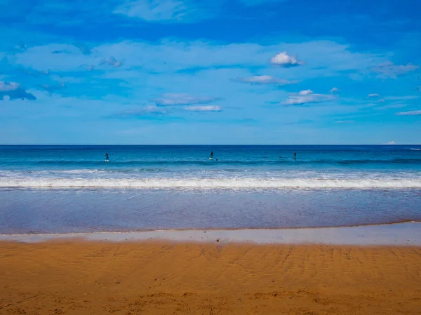 Lekeitio beach Island güneşli