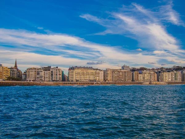 Bask Bölgesi, Sant Sebastian, deniz ve evler