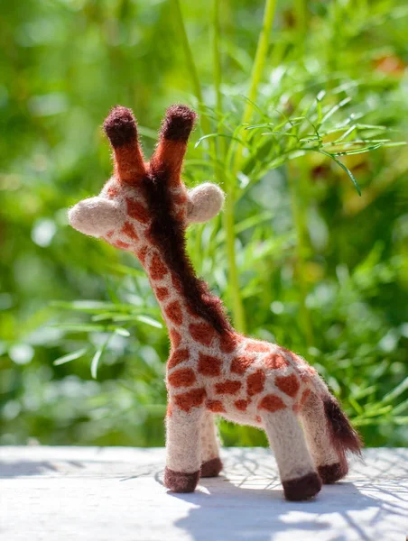 Schattig Grappig Klein Speelgoed Handgemaakte Wollen Giraffe Vilten Van Wol — Stockfoto