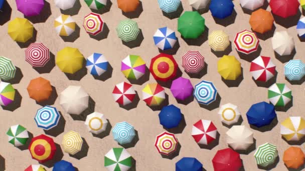 Beach Umbrellas on Sandy Beach Seamless Colorful Top View. Многие из них на Sea Sunny Day от Drone Loe 3d Animation. Концепция летних каникул. 4k UHD 3840x2160. — стоковое видео