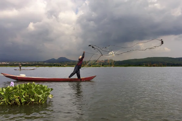 Pescatori a Semarang, Indonesia — Foto Stock