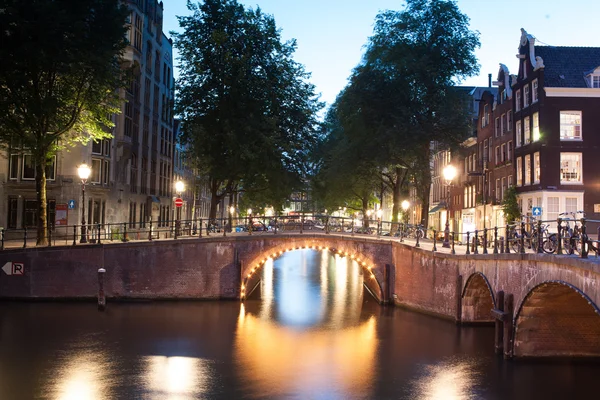 Amsterdam şehir akşam