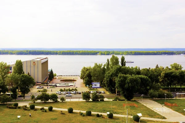 Presentación de Samara - la ciudad sede de la Copa del Mundo de Fútbol en 2018, la vista del Volga —  Fotos de Stock