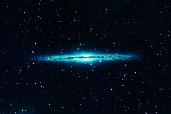 Spiralgalax, i vackra färger. Delar av denna bild tillhandahölls av NASA. — Stockfoto
