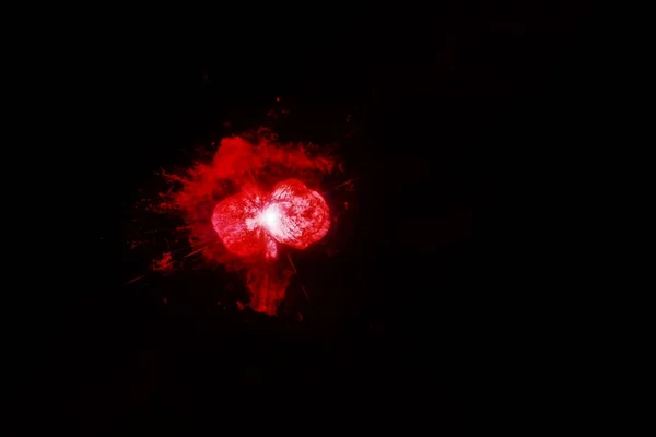 Φωτεινό κόκκινο διαστημικό νεφέλωμα. Στοιχεία αυτής της εικόνας ήταν επιπλωμένα από τη NASA. — Φωτογραφία Αρχείου