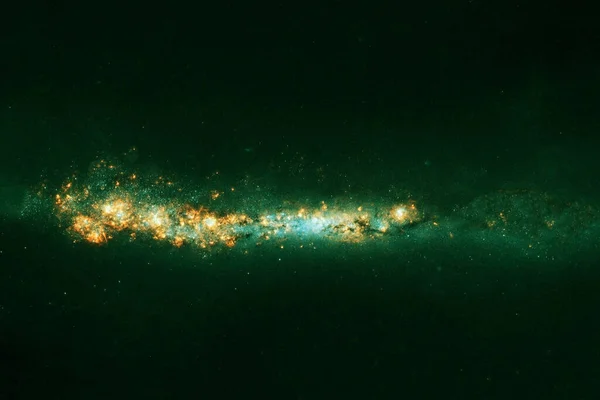 Nádherná zelená galaxie s hvězdami. Prvky tohoto obrazu byly poskytnuty NASA. — Stock fotografie