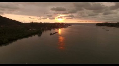 Sirilanta köprü Lanta Noi Adası - Lanta Yai Adası bağlama