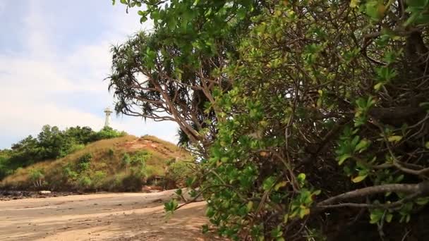 Fyren landmarken av ön Koh Lanta — Stockvideo