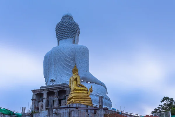 Le Grand Bouddha de Phuket est l'un des — Photo