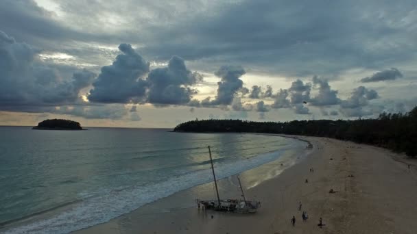 Kata beach phuket Tayland — Stok video