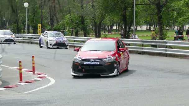 Toyota Motor sport szybko Fun Fest 03 lipca 2016 roku Park Sapahin — Wideo stockowe