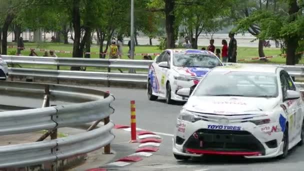 Toyota Motor sport szybko Fun Fest 03 lipca 2016 roku Park Sapahin — Wideo stockowe
