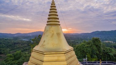 golden pagoda on Sunset 