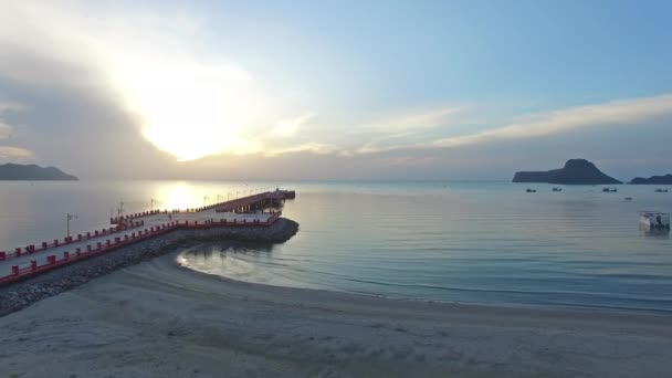 Luftaufnahme Fischerbrücke der Provinz Prachuap khiri khan — Stockvideo