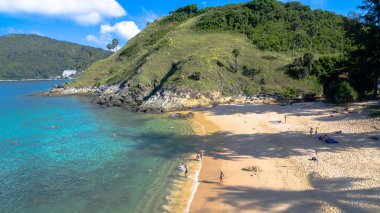 denize yakın Phomthep cape viewpoin yanında tepe üzerinde rüzgar türbini
