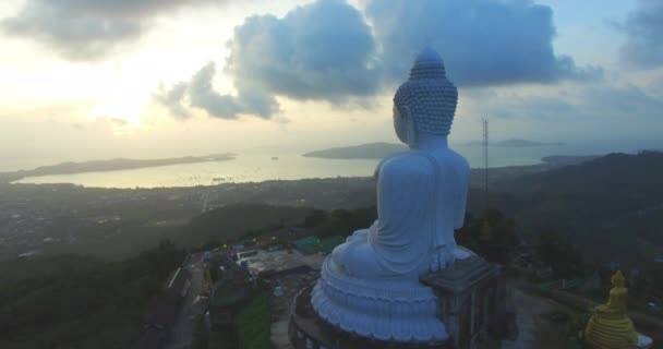 Aerial Phuket's big Buddha in rainy season — Stock Video