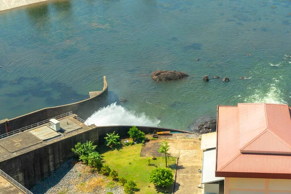 Water Released Dam Trapped Large Pool Slowly Descended Next Floor — Stock Photo, Image