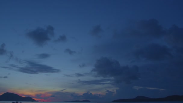 Moln Rör Sig Fantastisk Himmel Scen Färgglada Romantisk Himmel Solnedgång — Stockvideo