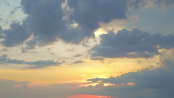 Nuvens Movendo Céu Deslumbrante Cena Colorido Romântico Céu Por Sol — Vídeo de Stock