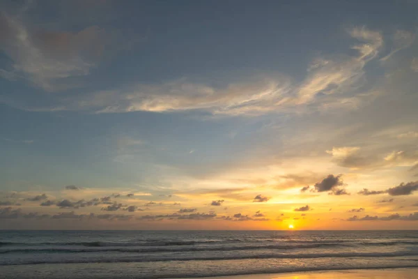 Величний Захід Сонця Або Схід Сонця Дивовижне Світло Природи Хмарне — стокове фото