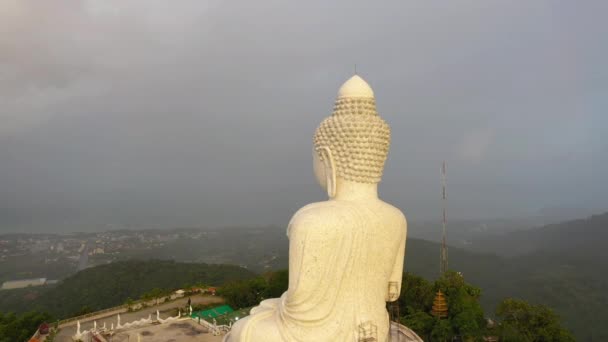 Hava Manzaralı Phuket Büyük Buda Güzel Bir Günbatımında Heykelin Güzelliği — Stok video