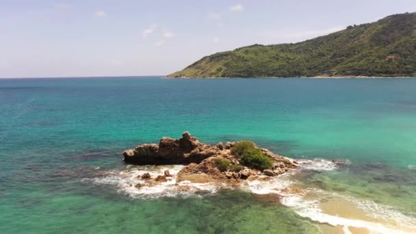 Playa Nui Pequeña Playa Centro Promthep Vista Aérea Del Cabo — Vídeo de stock