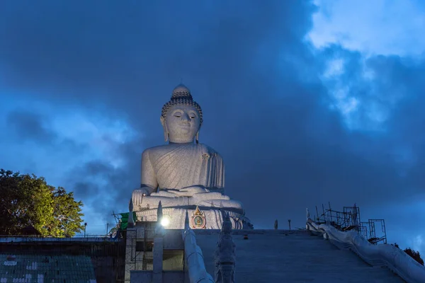 Légi Kilátás Sötét Kék Felhő Felett Phuket Nagy Buddha — Stock Fotó