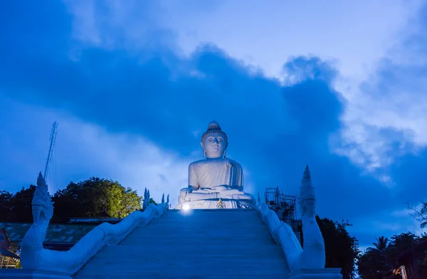 Légi Kilátás Sötét Kék Felhő Felett Phuket Nagy Buddha — Stock Fotó